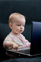 baby-with-laptop
